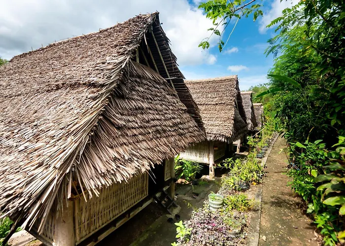 Hostal Penida Bird Sanctuary Camp *